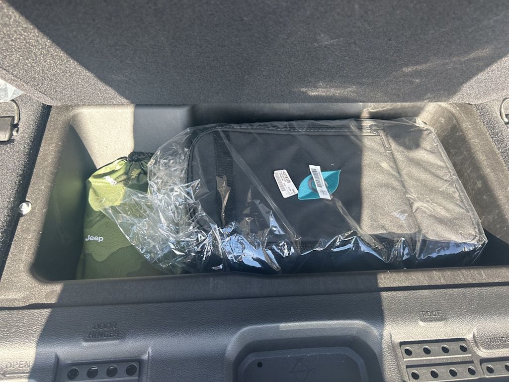 Thumbnail: 2023 Jeep Wrangler - 34