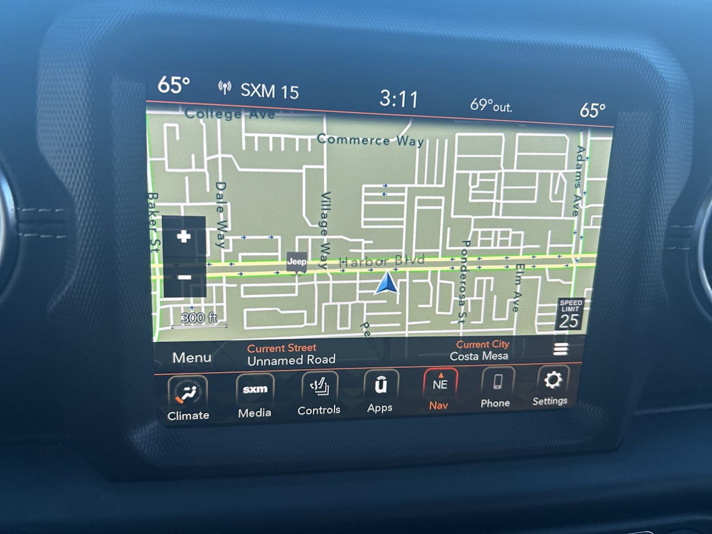 Thumbnail: 2023 Jeep Wrangler - 41