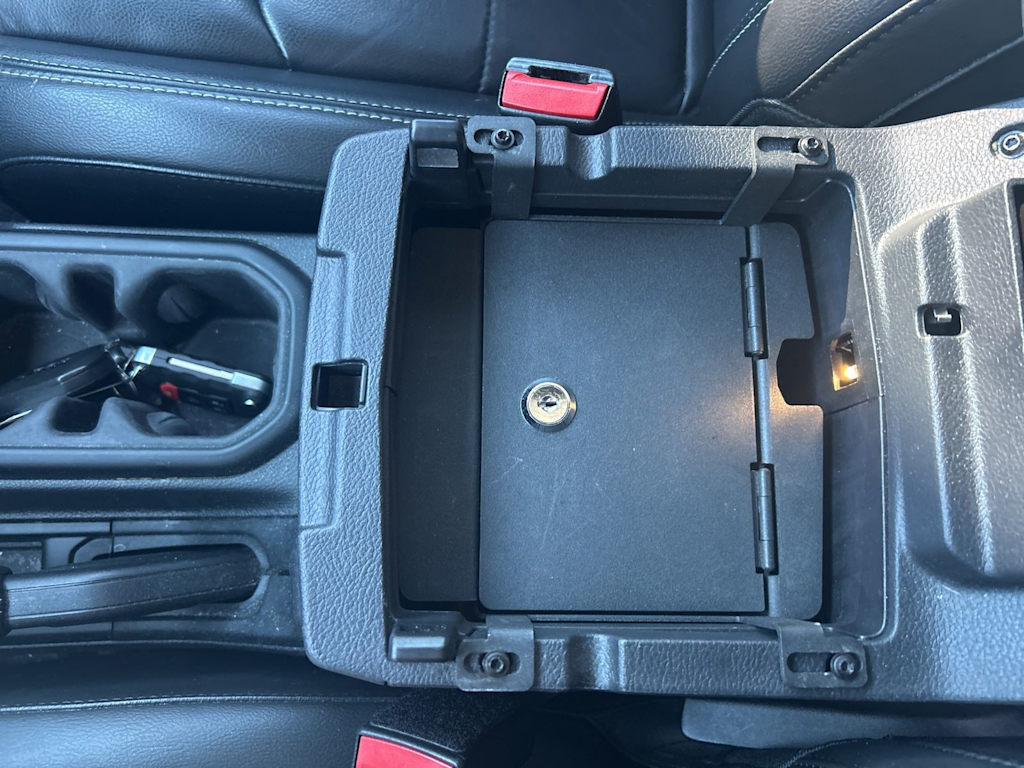 Thumbnail: 2023 Jeep Wrangler - 47