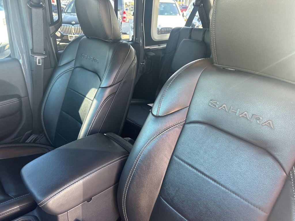 Thumbnail: 2023 Jeep Wrangler - 9