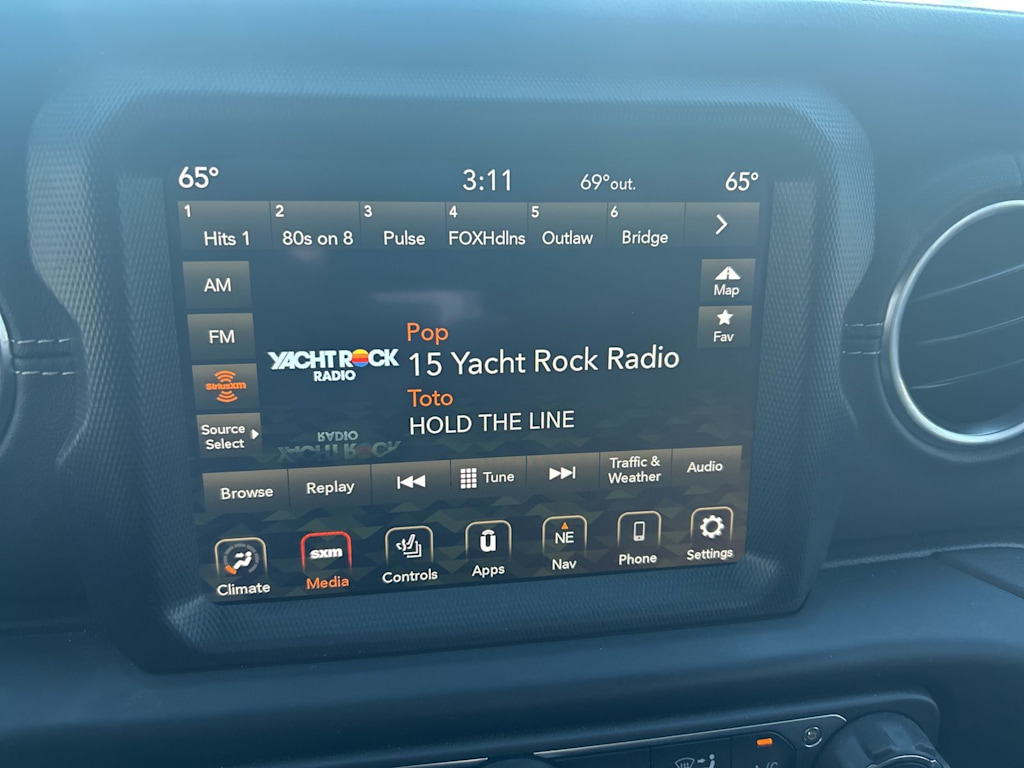 Thumbnail: 2023 Jeep Wrangler - 10