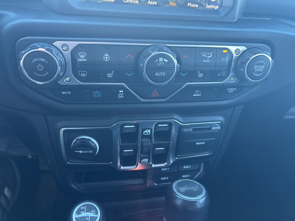 Thumbnail: 2023 Jeep Wrangler - 42