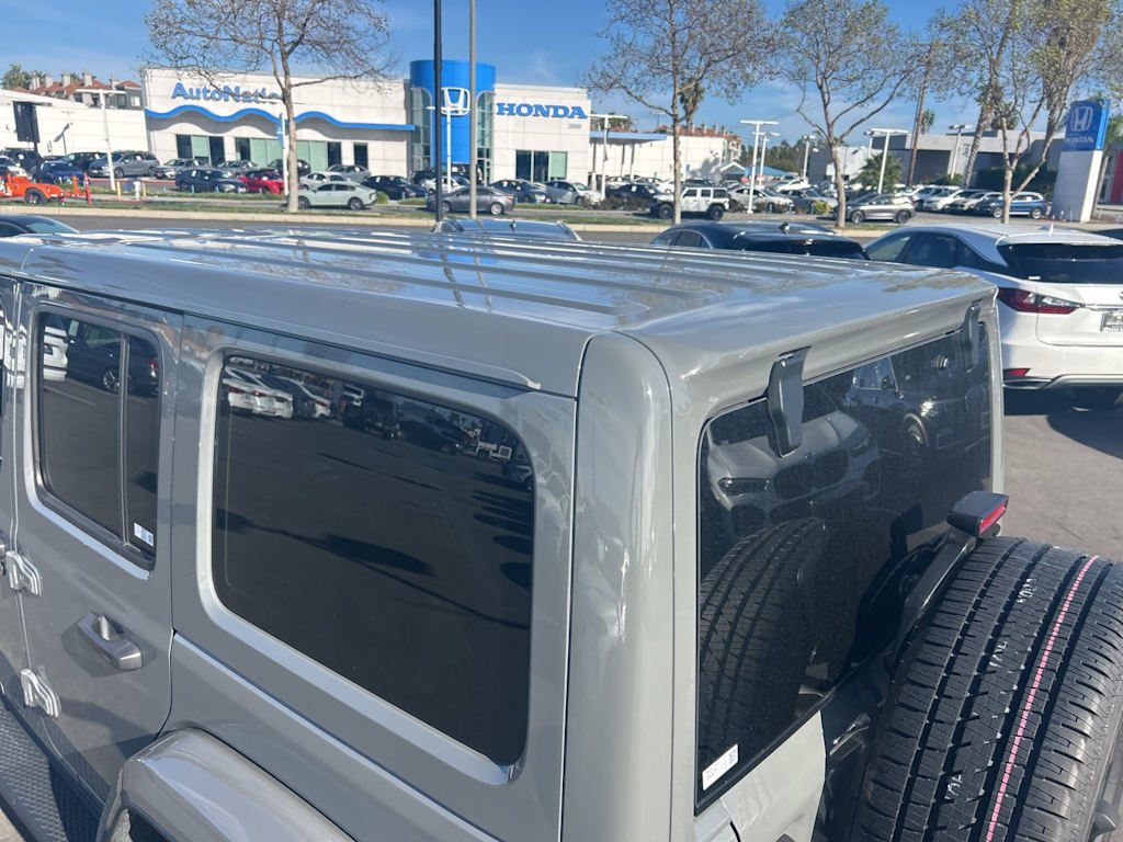 Thumbnail: 2023 Jeep Wrangler - 28