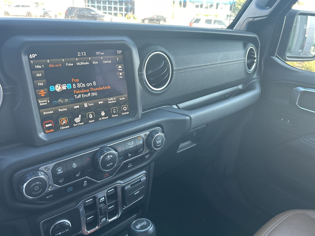 Thumbnail: 2023 Jeep Wrangler - 39