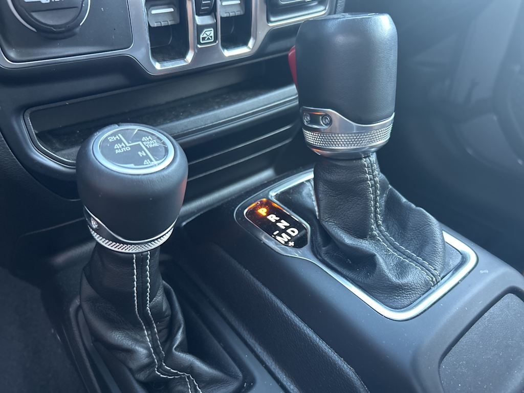 Thumbnail: 2023 Jeep Wrangler - 14