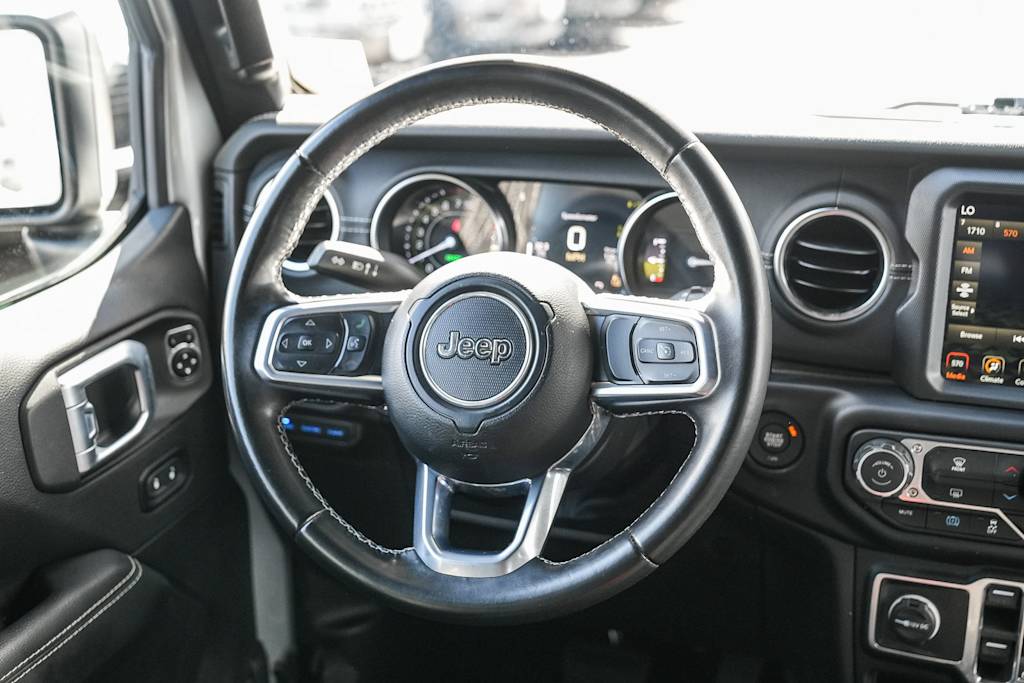 Thumbnail: 2022 Jeep Wrangler - 8