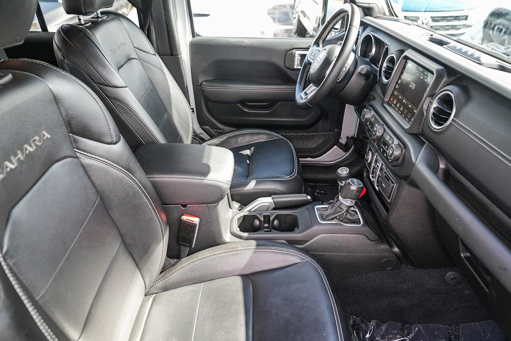 Thumbnail: 2022 Jeep Wrangler - 9