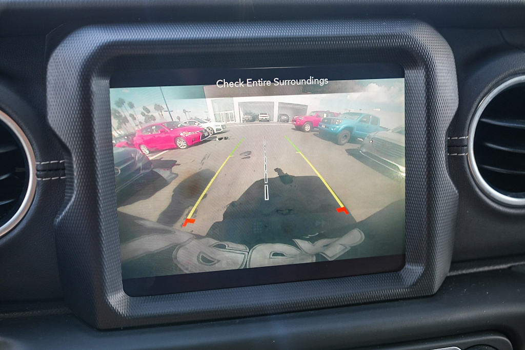 Thumbnail: 2022 Jeep Wrangler - 24