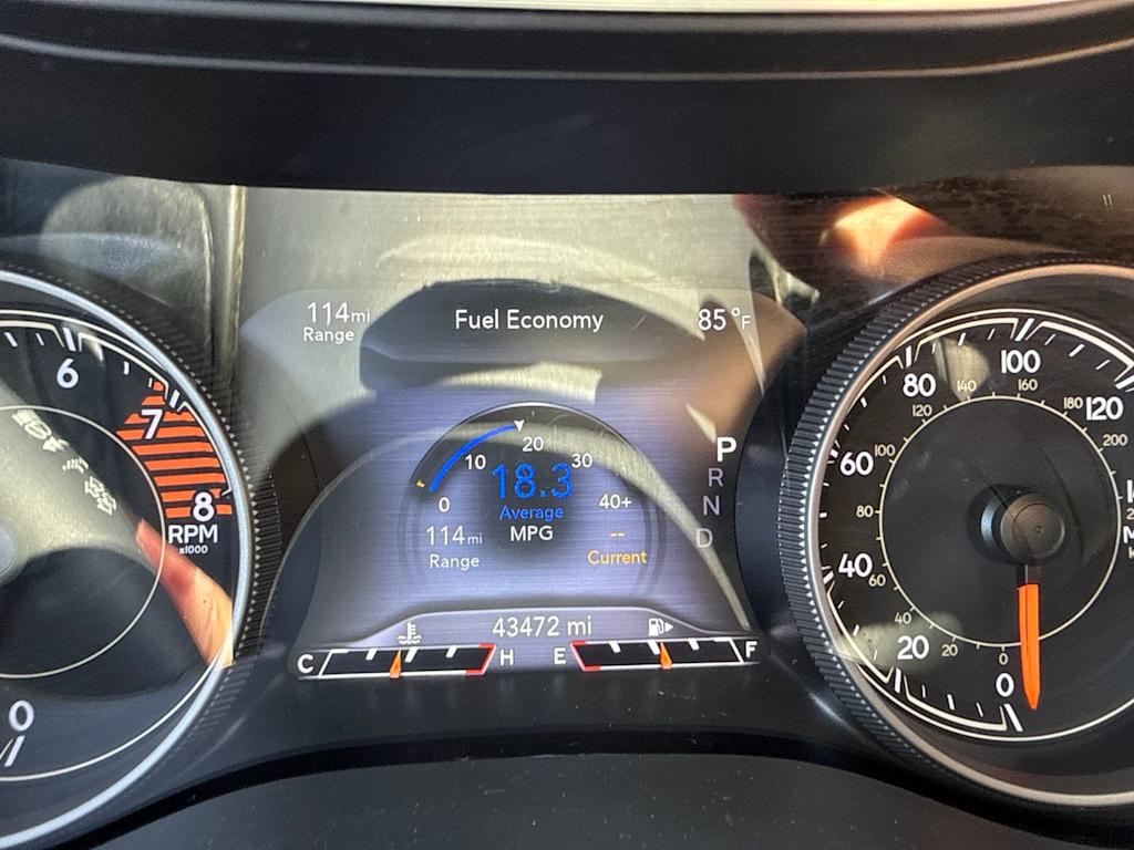 Thumbnail: 2019 Jeep Cherokee - 8