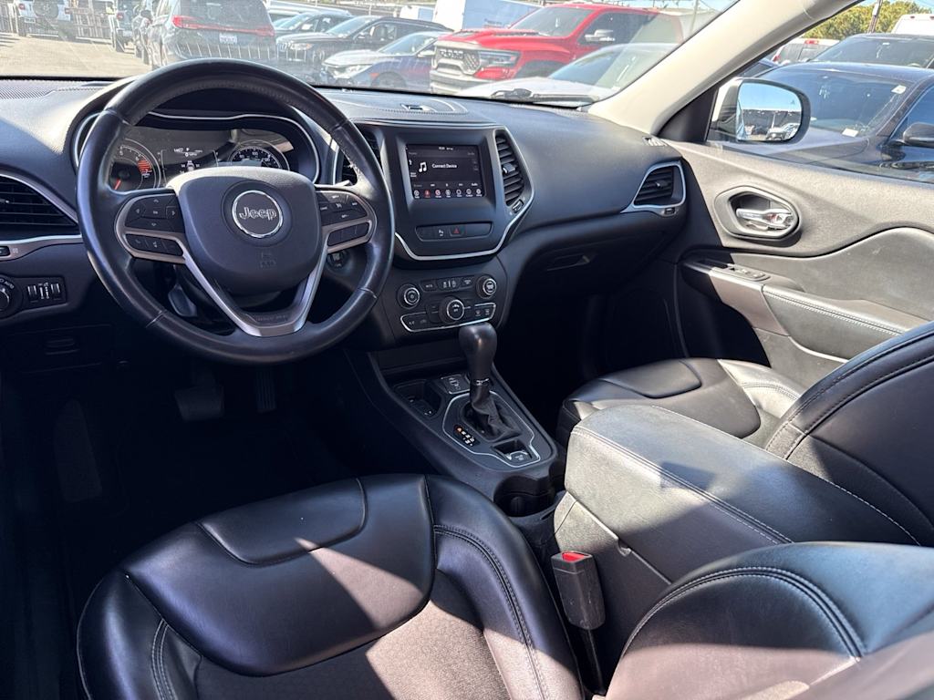 Thumbnail: 2019 Jeep Cherokee - 2