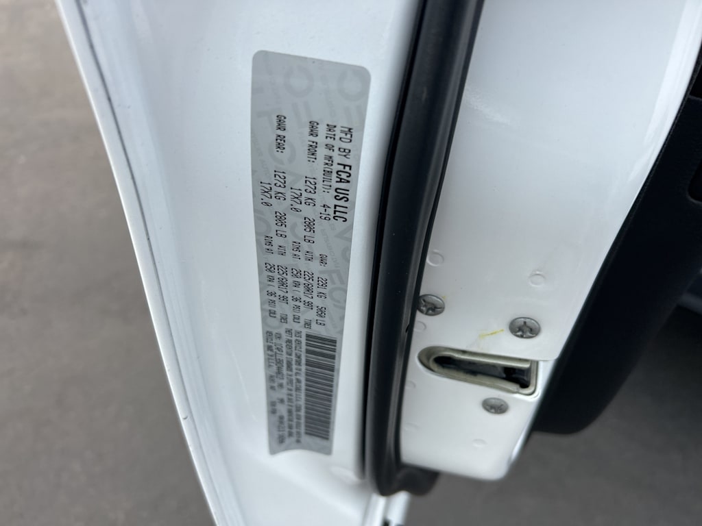 Thumbnail: 2019 Jeep Cherokee - 19