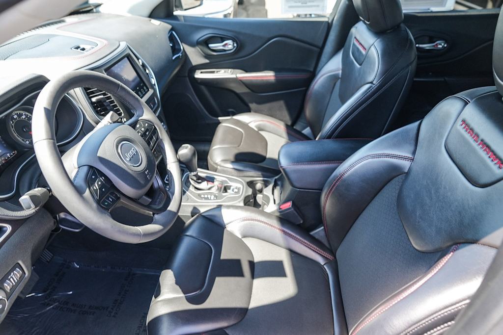 Thumbnail: 2022 Jeep Cherokee - 10