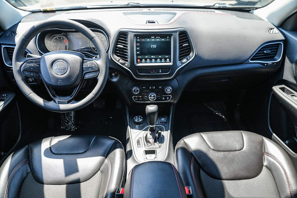 Thumbnail: 2022 Jeep Cherokee - 2