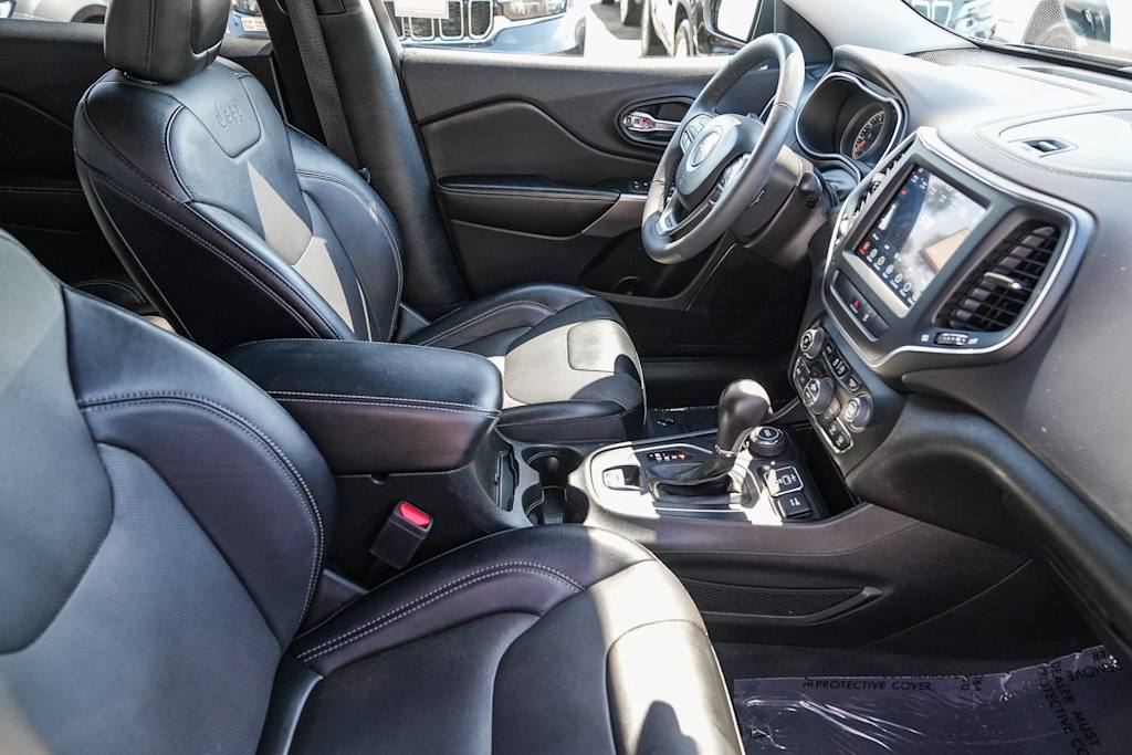 Thumbnail: 2022 Jeep Cherokee - 9