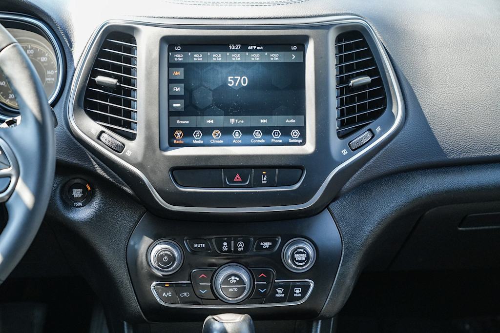 Thumbnail: 2022 Jeep Cherokee - 14