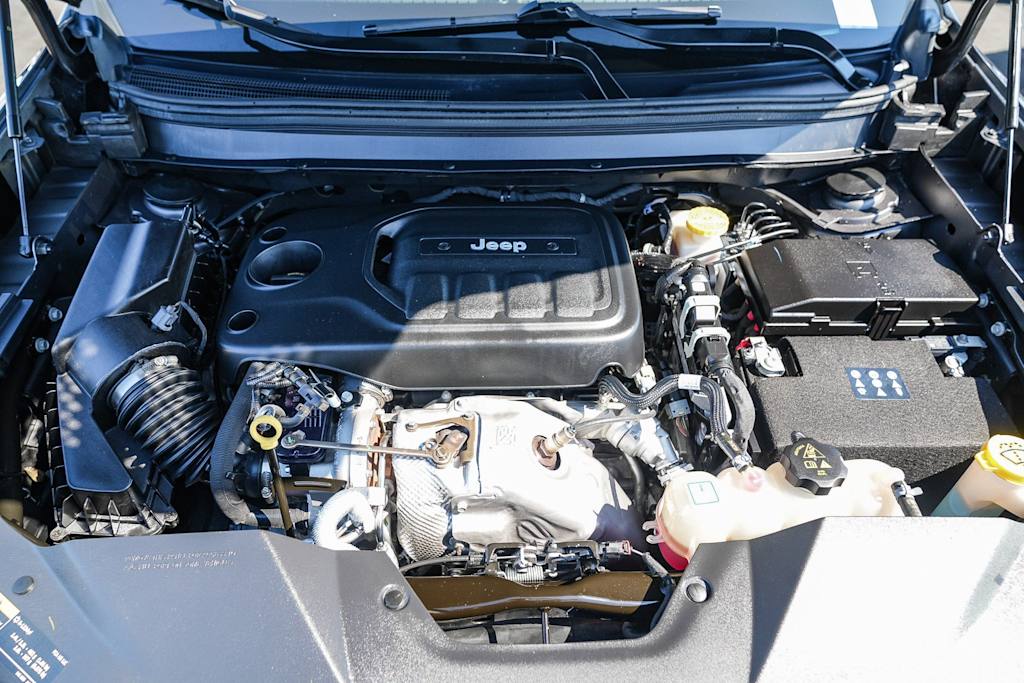 Thumbnail: 2022 Jeep Cherokee - 7