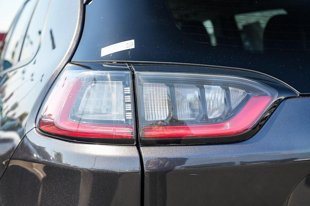 Thumbnail: 2022 Jeep Cherokee - 20