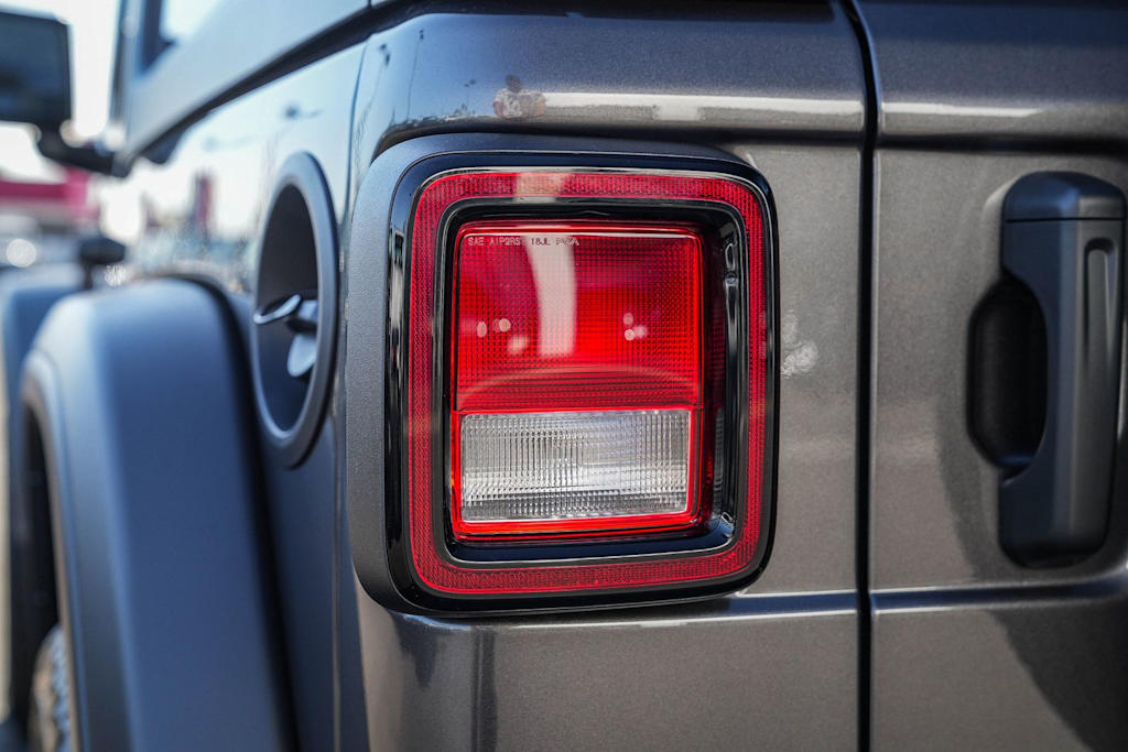 Thumbnail: 2026 Jeep Wrangler - 17