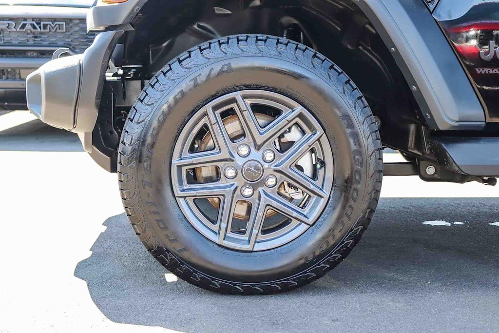 Thumbnail: 2025 Jeep Wrangler - 6