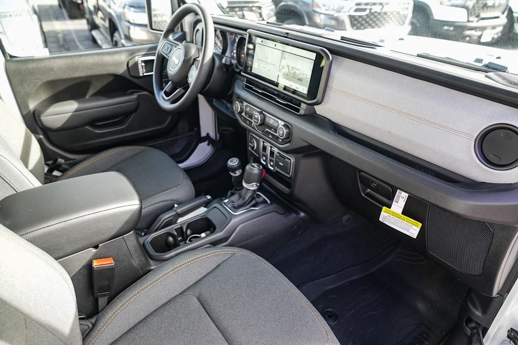 Thumbnail: 2026 Jeep Wrangler - 8