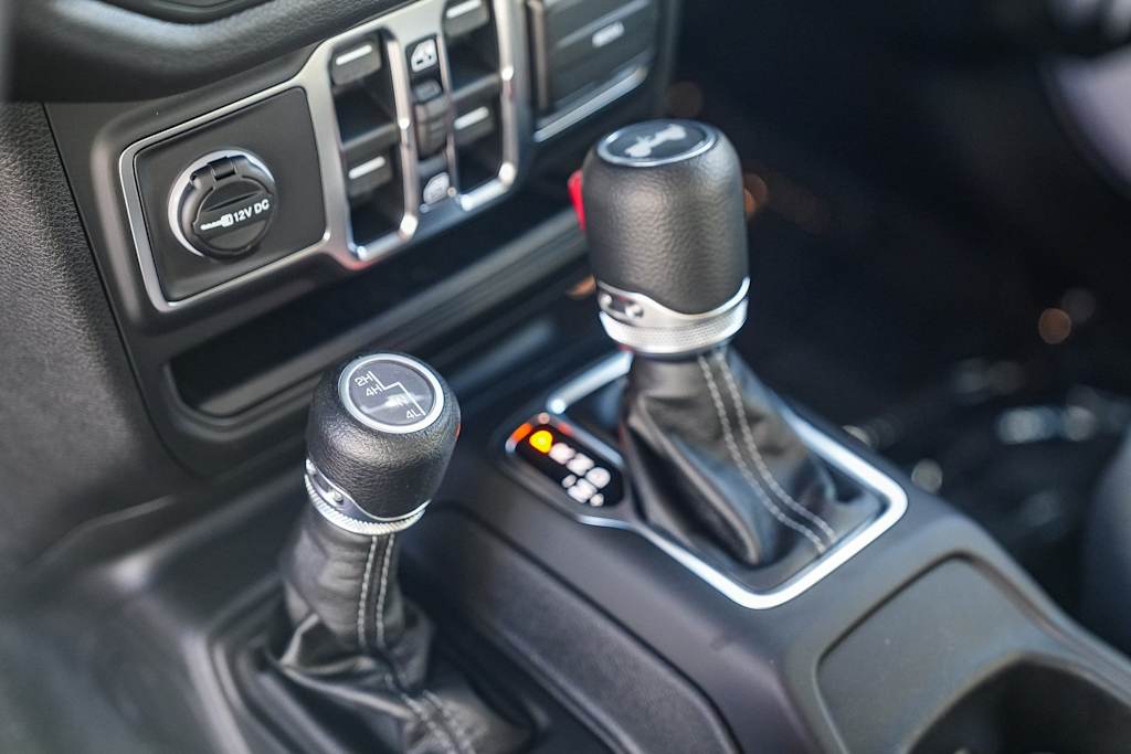 Thumbnail: 2026 Jeep Wrangler - 14