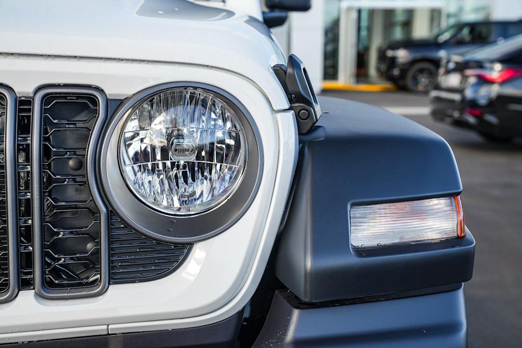 Thumbnail: 2026 Jeep Wrangler - 20