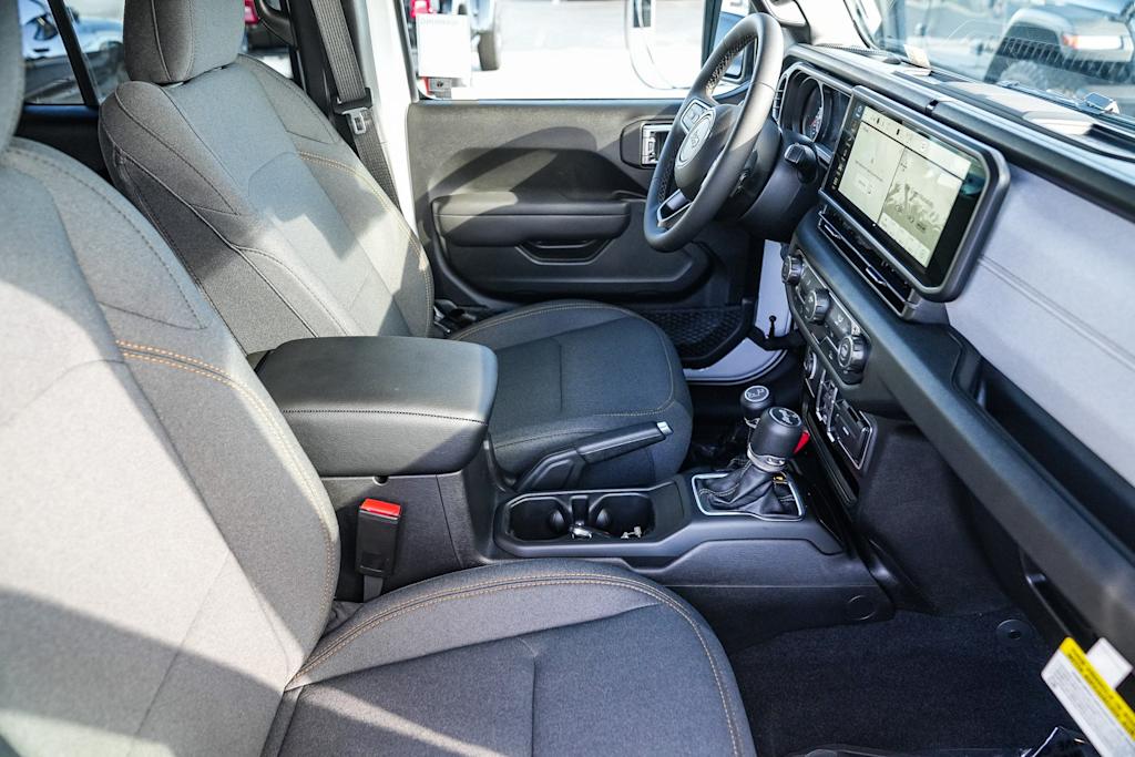 Thumbnail: 2026 Jeep Wrangler - 9