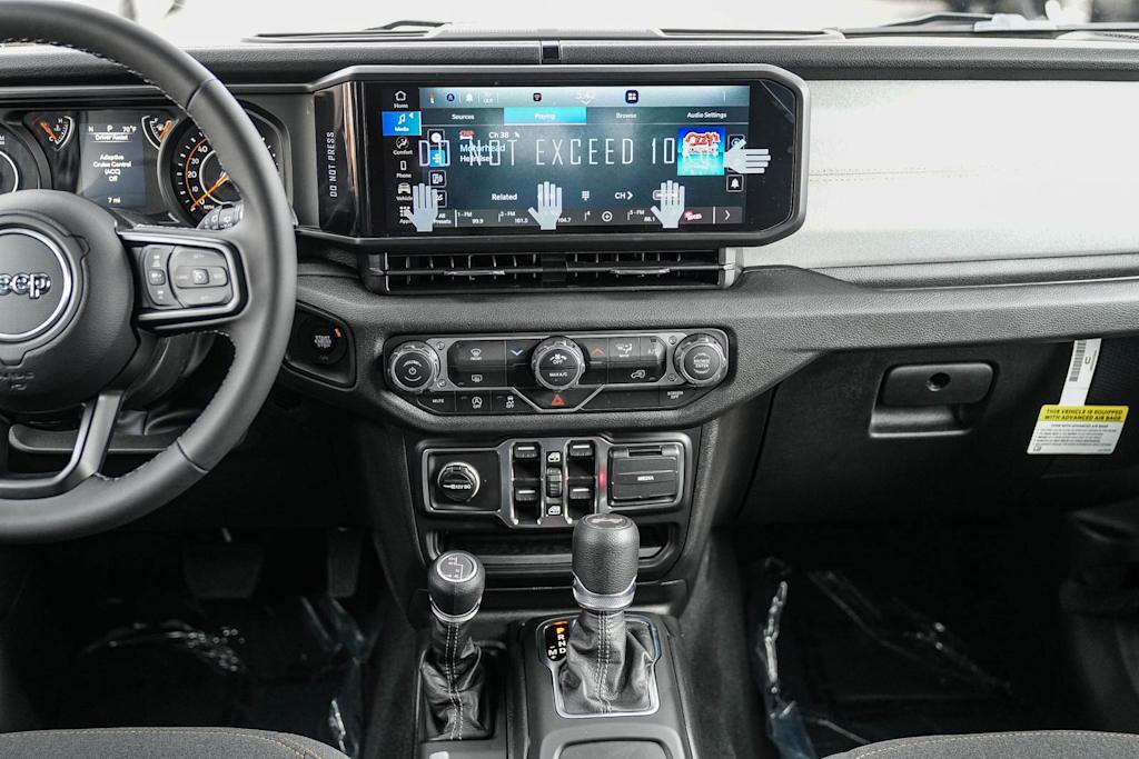 Thumbnail: 2025 Jeep Wrangler - 8