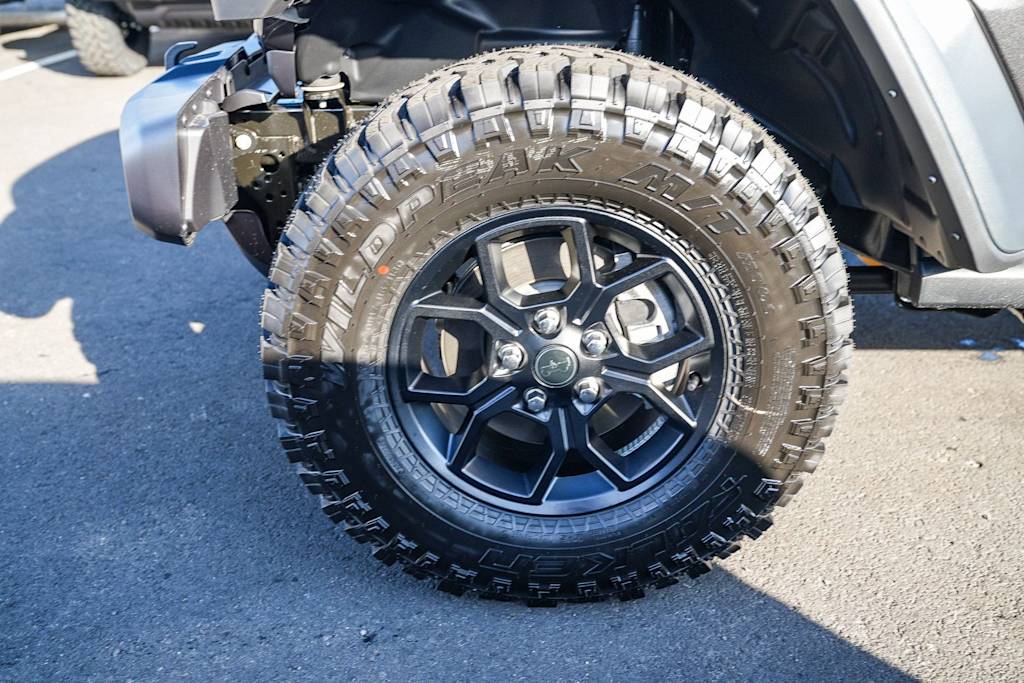 Thumbnail: 2026 Jeep Wrangler - 6