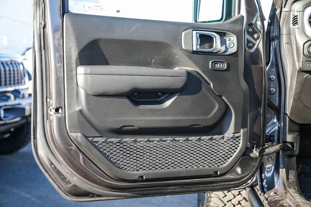 Thumbnail: 2026 Jeep Wrangler - 22