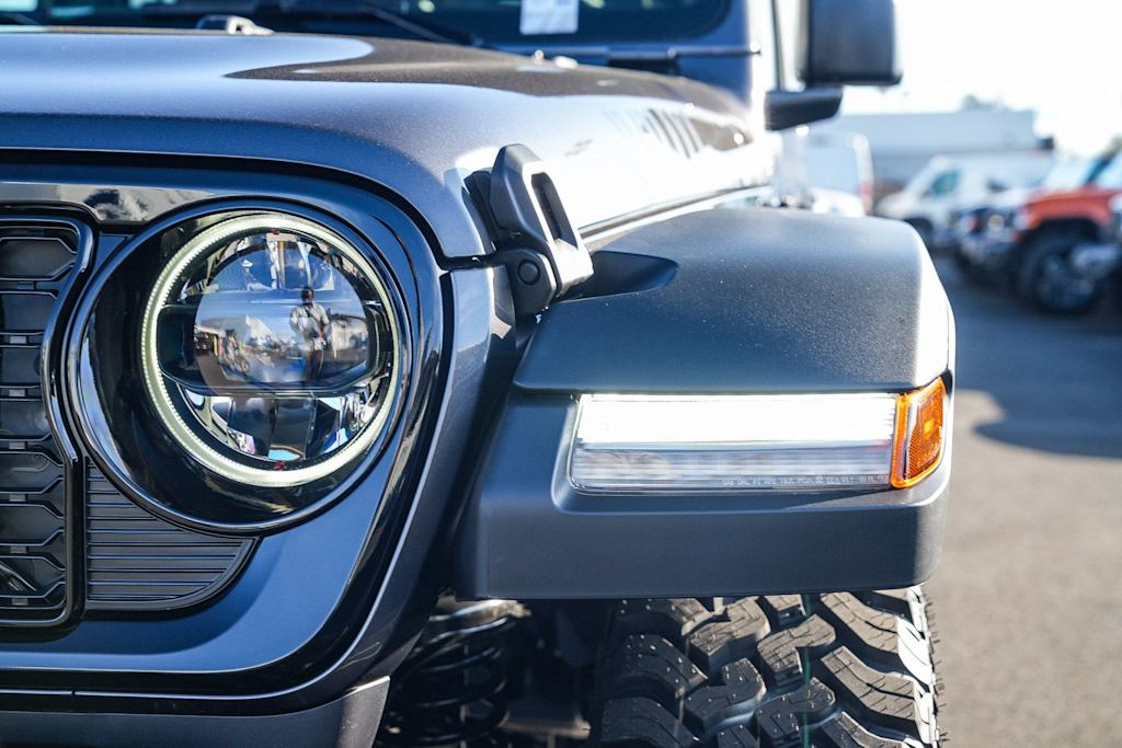 Thumbnail: 2026 Jeep Wrangler - 2