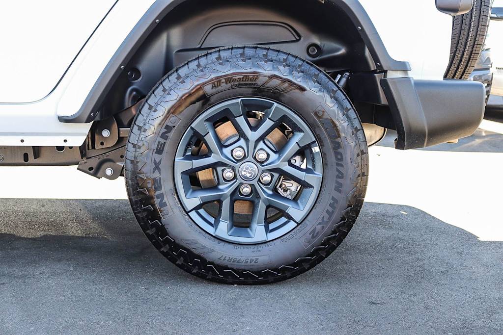 Thumbnail: 2026 Jeep Wrangler - 23