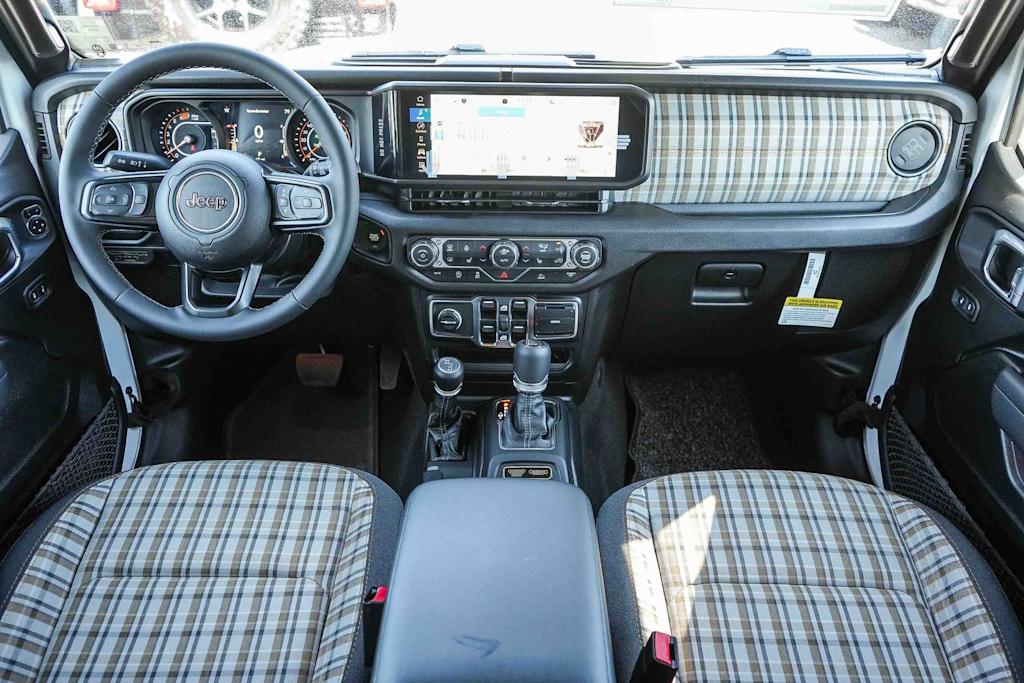 Thumbnail: 2026 Jeep Wrangler - 2