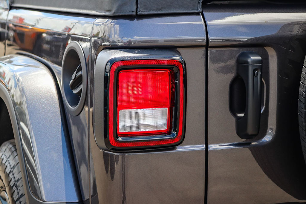 Thumbnail: 2026 Jeep Wrangler - 19