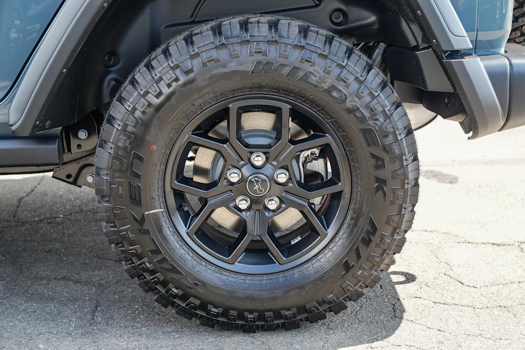 Thumbnail: 2025 Jeep Wrangler - 20