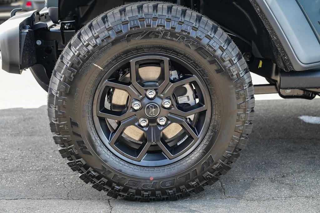 Thumbnail: 2025 Jeep Wrangler - 6