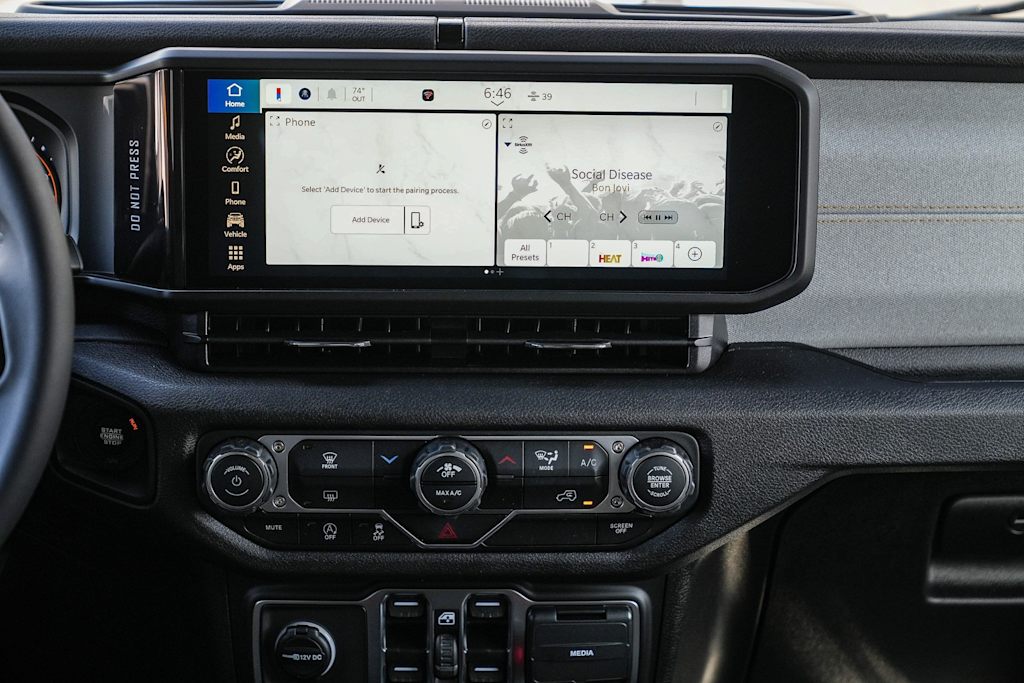 Thumbnail: 2025 Jeep Wrangler - 13