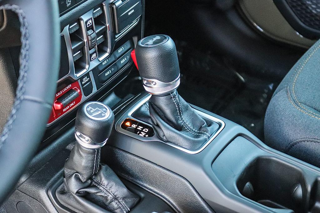 Thumbnail: 2026 Jeep Wrangler - 15