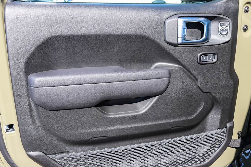 Thumbnail: 2026 Jeep Wrangler - 24
