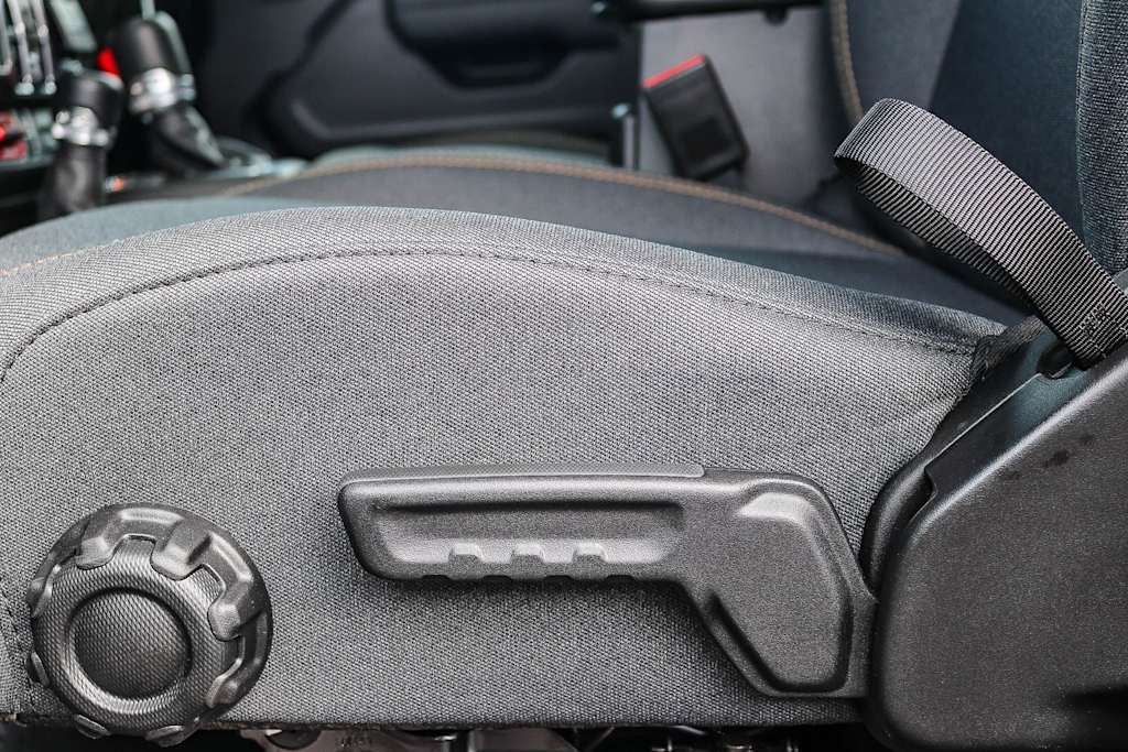 Thumbnail: 2026 Jeep Wrangler - 24