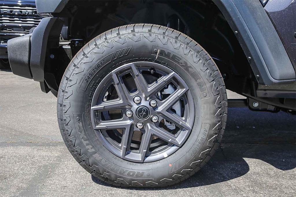 Thumbnail: 2025 Jeep Wrangler - 6