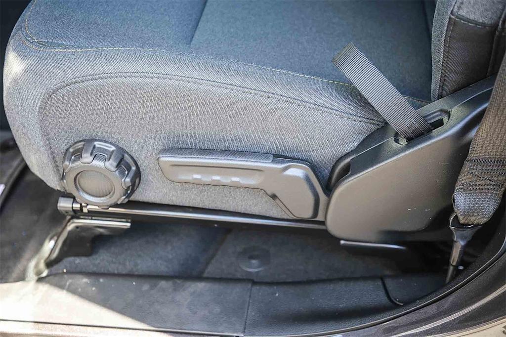 Thumbnail: 2025 Jeep Wrangler - 21