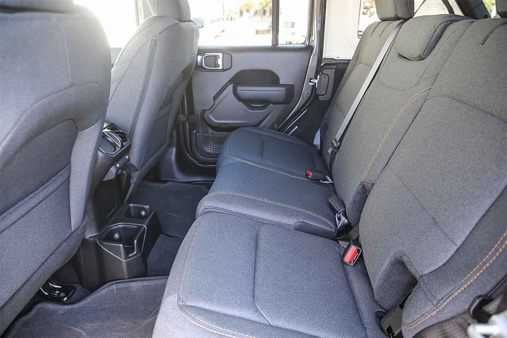 Thumbnail: 2025 Jeep Wrangler - 11