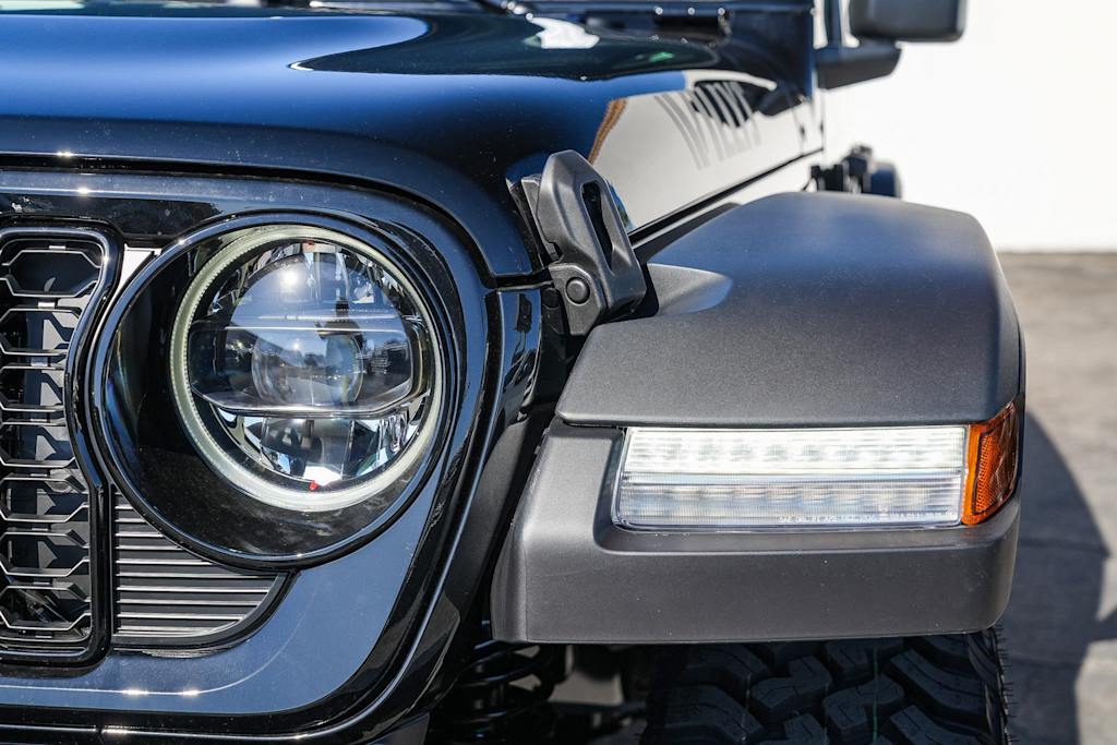 Thumbnail: 2026 Jeep Wrangler - 16