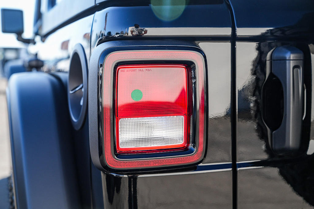 Thumbnail: 2026 Jeep Wrangler - 15