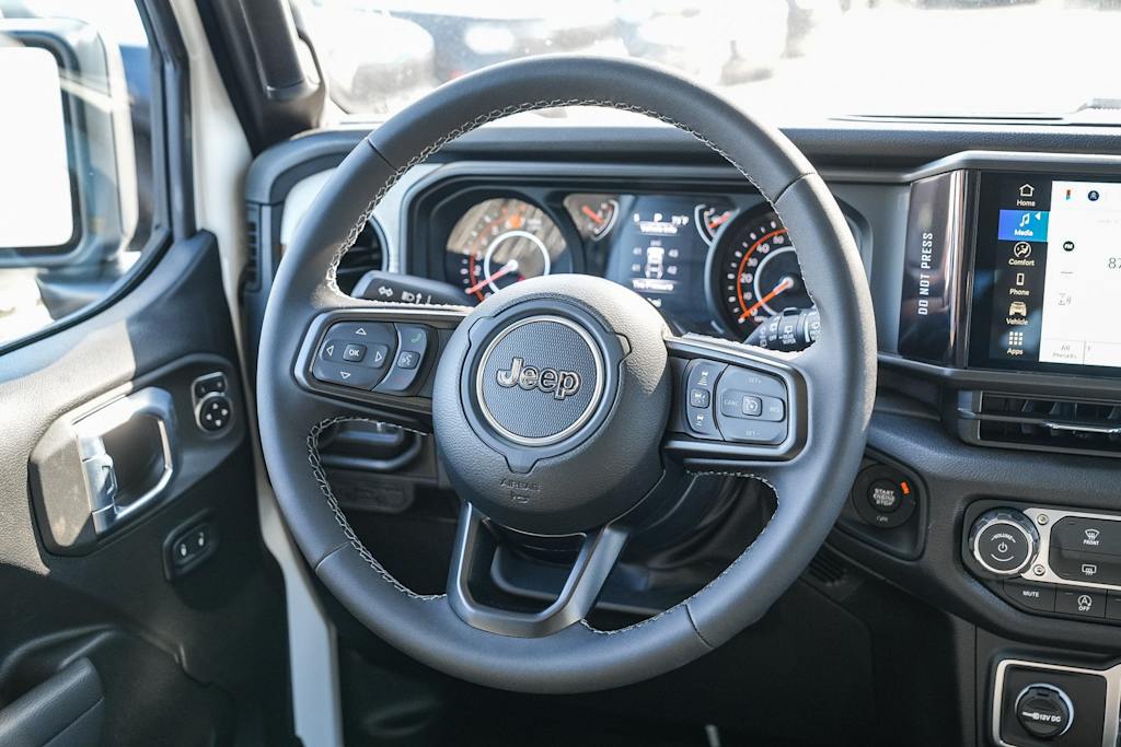 Thumbnail: 2026 Jeep Wrangler - 12