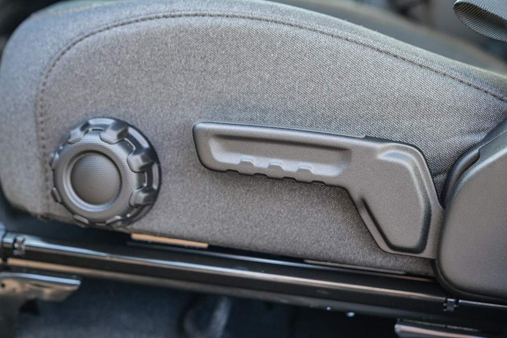 Thumbnail: 2026 Jeep Wrangler - 23