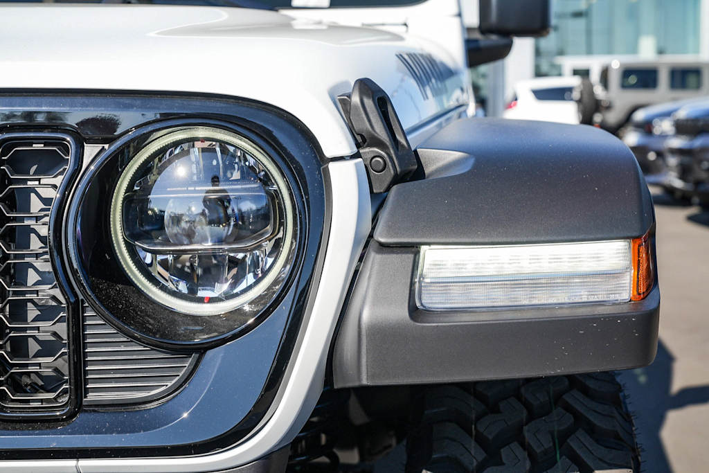 Thumbnail: 2026 Jeep Wrangler - 2