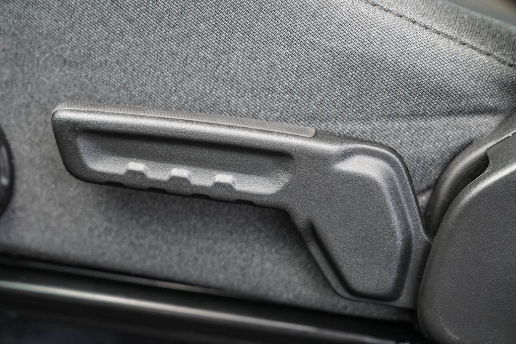 Thumbnail: 2025 Jeep Wrangler - 23