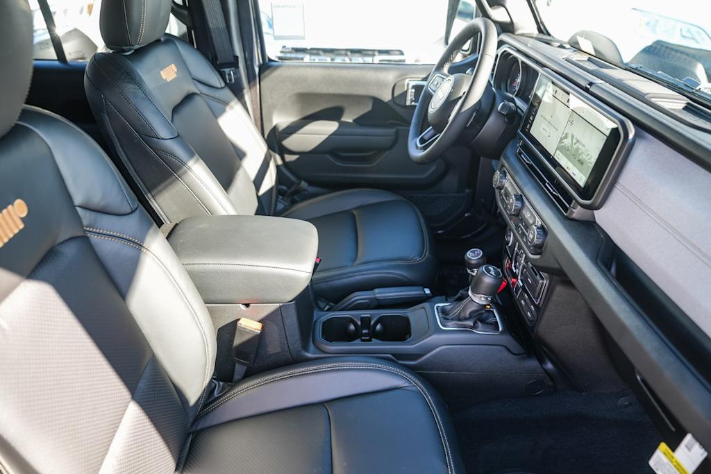 Thumbnail: 2026 Jeep Wrangler - 9